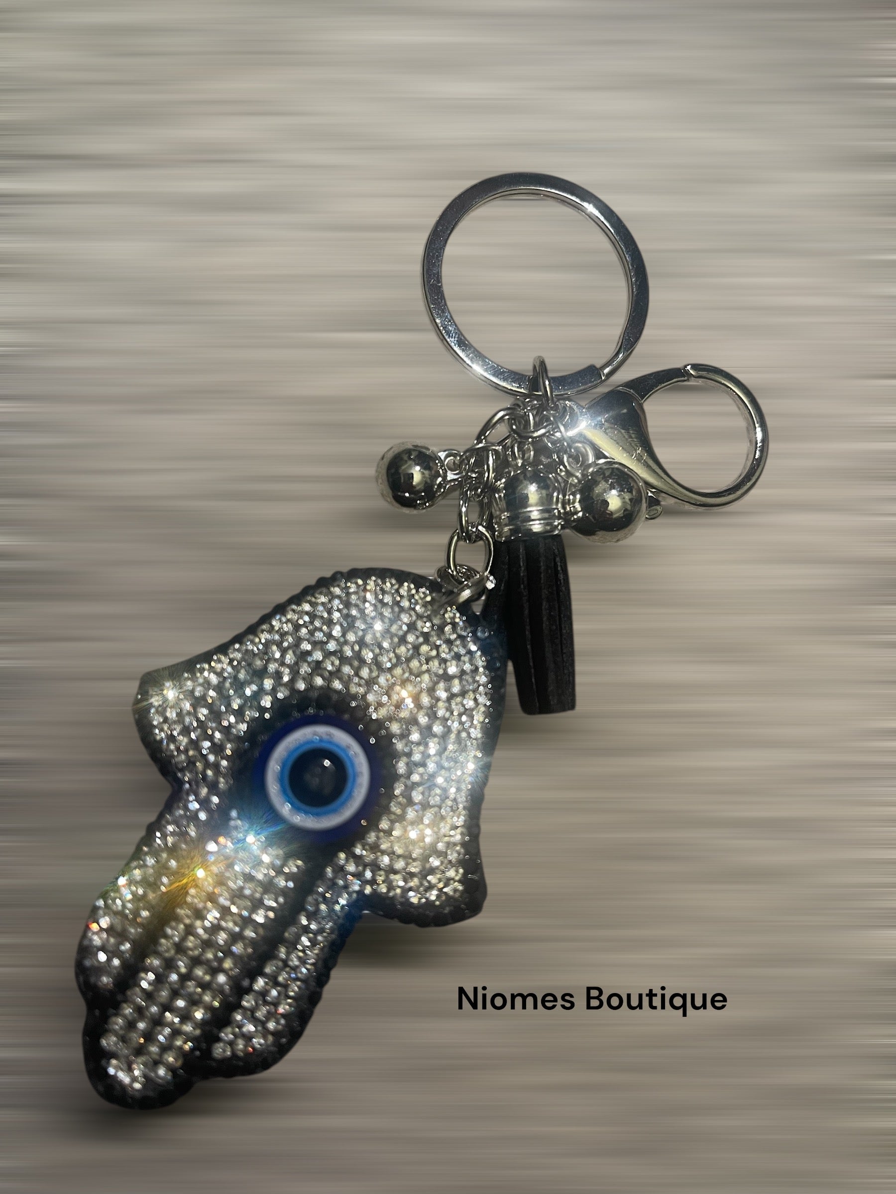 Hamsa keyring