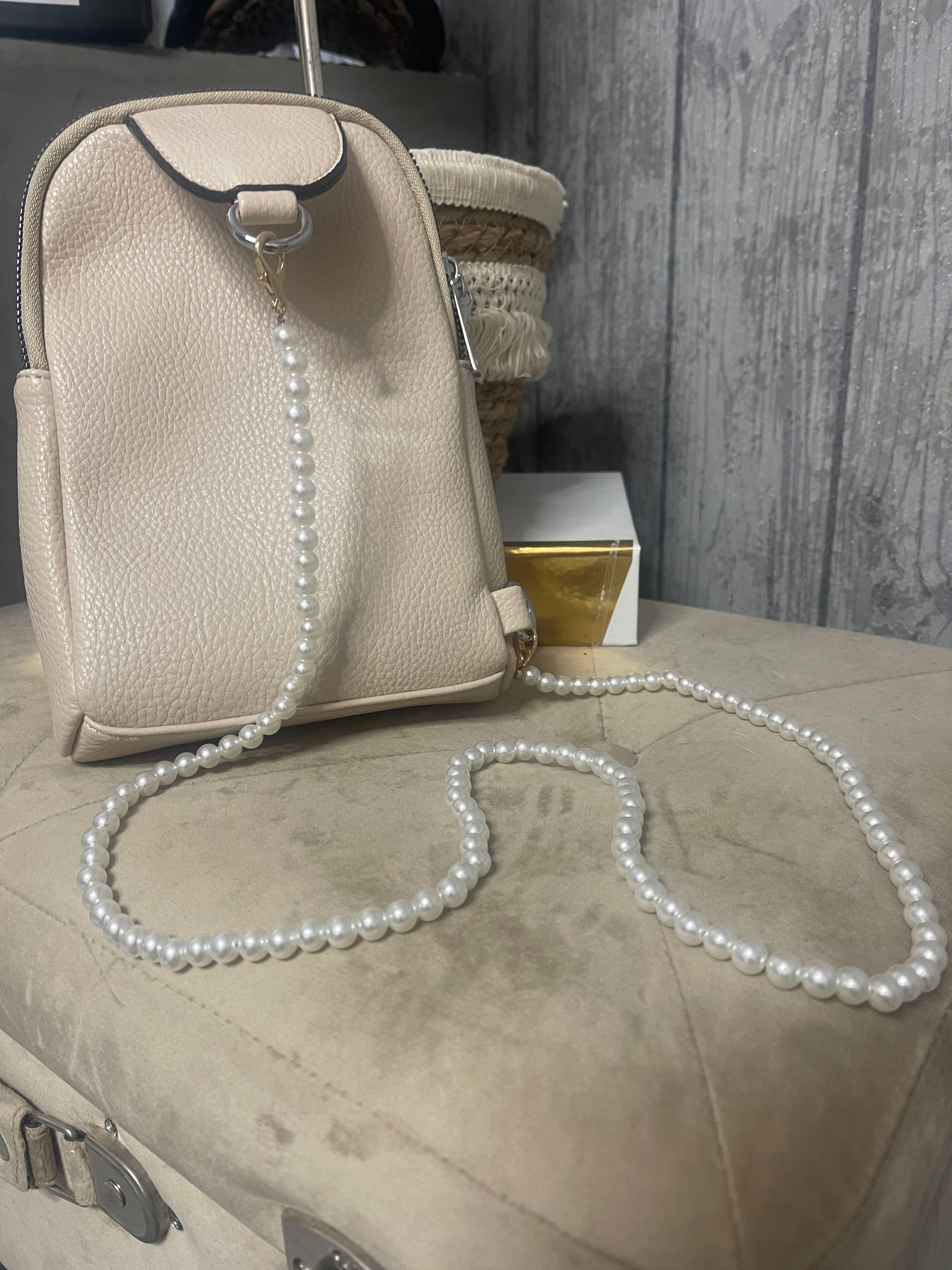 Pearl bag strap